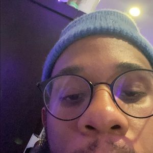 Meet your Posher, Dshon